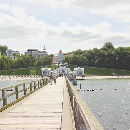 Residenz Waldidyll Kleiner Stubber - Ruhige Lage, Mit Sauna- Und Schwimmbadnutzung Im Ahoi Appartement Sellin (Rugen)