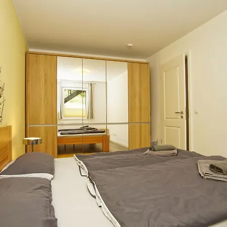 Residenz Waldidyll Kleiner Stubber - Ruhige Lage, Mit Sauna- Und Schwimmbadnutzung Im Ahoi Apartment Sellin (Rugen)