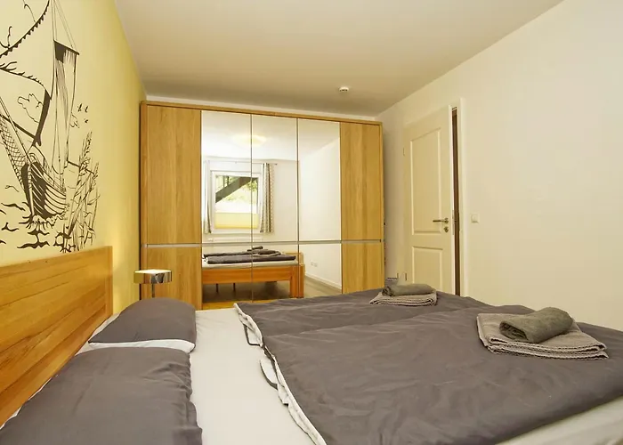 Residenz Waldidyll Kleiner Stubber - Ruhige Lage, Mit Sauna- Und Schwimmbadnutzung Im Ahoi Apartamento Sellin (Rugen)